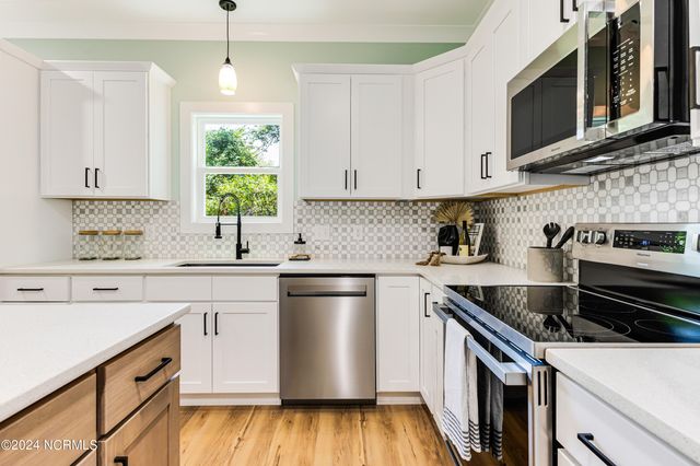230 NE 74th Street, Oak Island, NC 28465