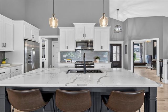 31757 W 168th Court, Gardner, KS 66030