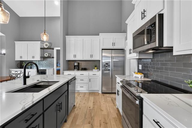 31757 W 168th Court, Gardner, KS 66030