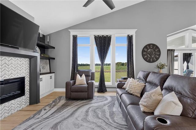 31757 W 168th Court, Gardner, KS 66030