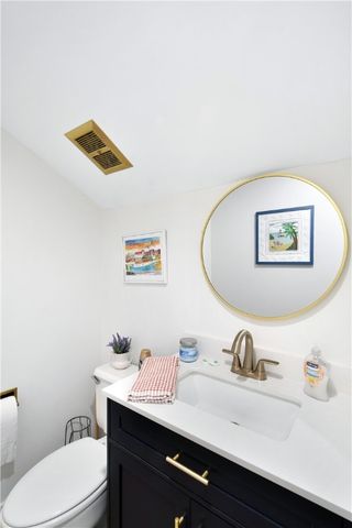 274 Moss Oak Lane 274, St Simons Island, GA 31522