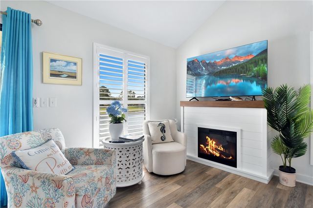 274 Moss Oak Lane 274, St Simons Island, GA 31522