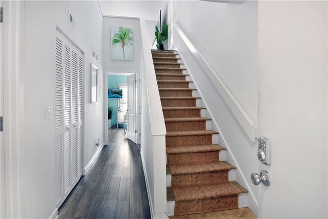 274 Moss Oak Lane 274, St Simons Island, GA 31522