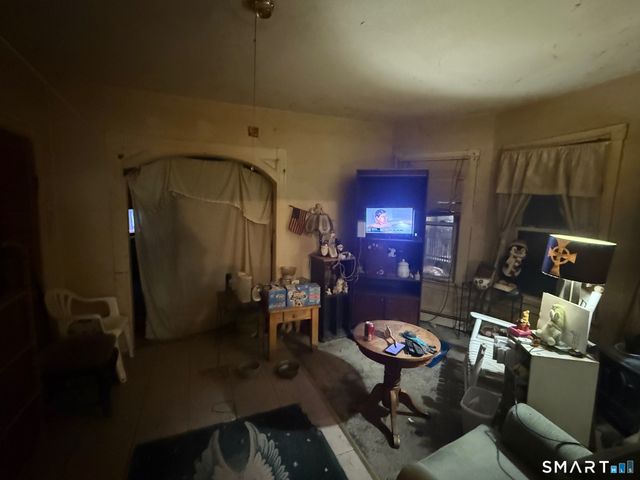 19 Wakefield Court, New Britain, CT 06053