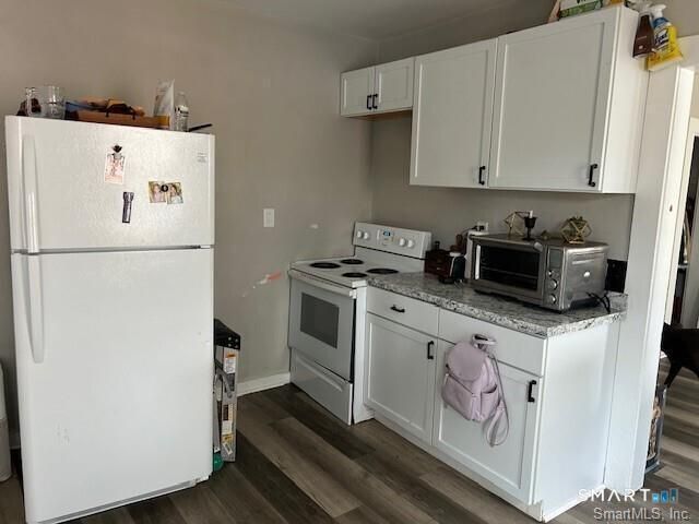 19 Wakefield Court, New Britain, CT 06053