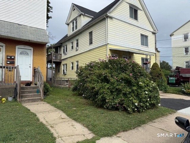 19 Wakefield Court, New Britain, CT 06053