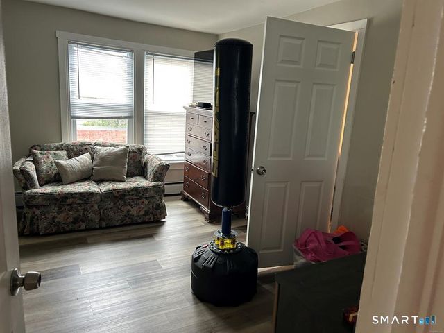 19 Wakefield Court, New Britain, CT 06053