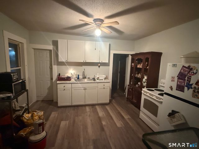 19 Wakefield Court, New Britain, CT 06053