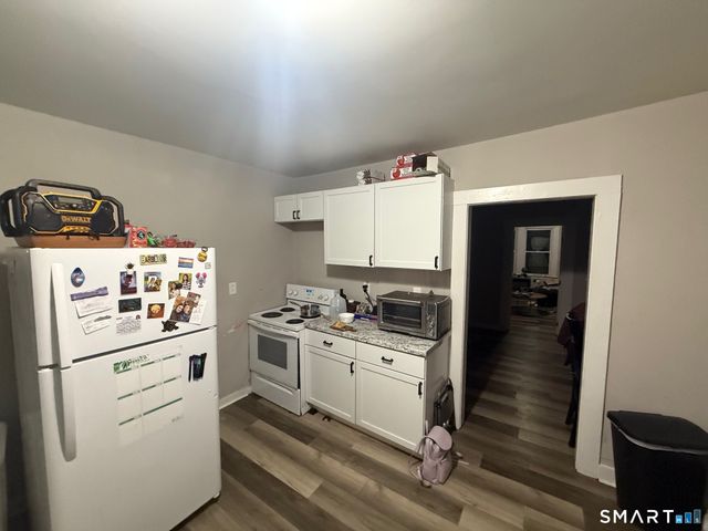 19 Wakefield Court, New Britain, CT 06053