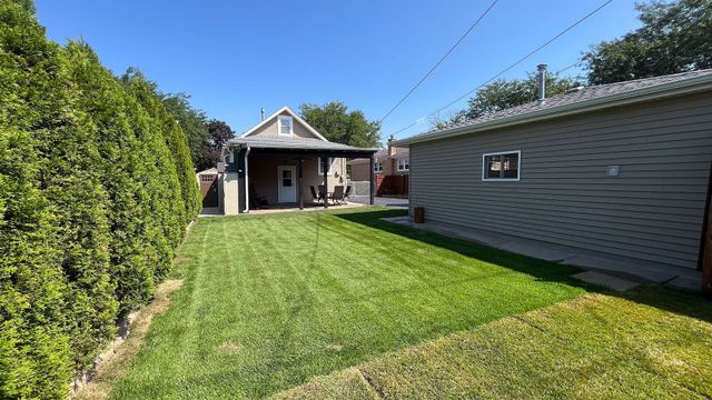 3407 W 115th Place, Chicago, IL 60655