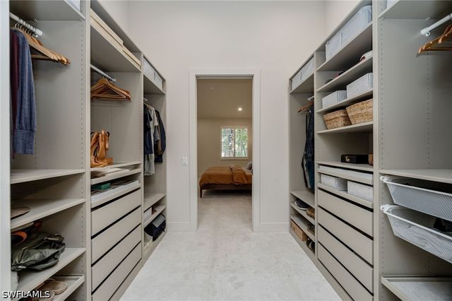 7128 Timberland CIR 201, Naples, FL 34109
