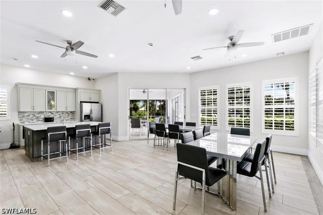 7128 Timberland CIR 201, Naples, FL 34109