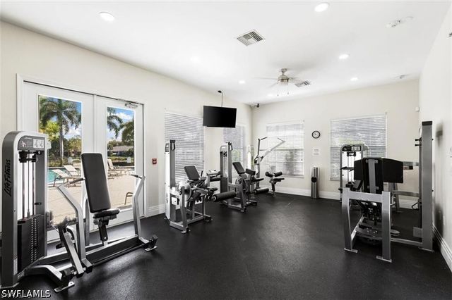 7128 Timberland CIR 201, Naples, FL 34109