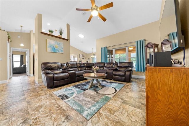 1019 SE 67TH COURT, Ocala, FL 34472