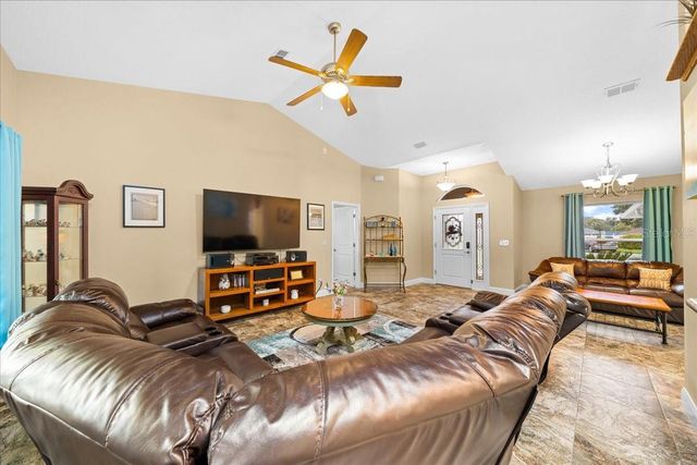 1019 SE 67TH COURT, Ocala, FL 34472