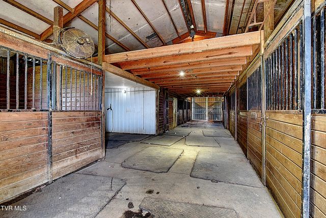 168 Degrasse Lane, Johnson City, TN 37601