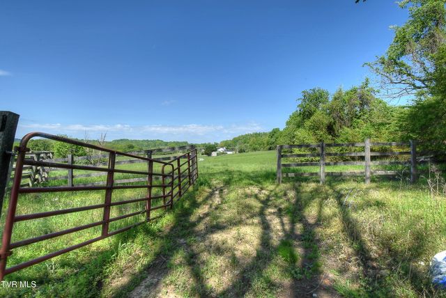 168 Degrasse Lane, Johnson City, TN 37601