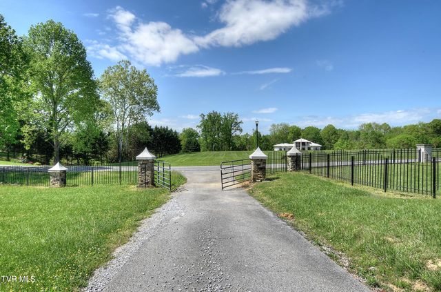 168 Degrasse Lane, Johnson City, TN 37601