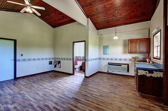 168 Degrasse Lane, Johnson City, TN 37601