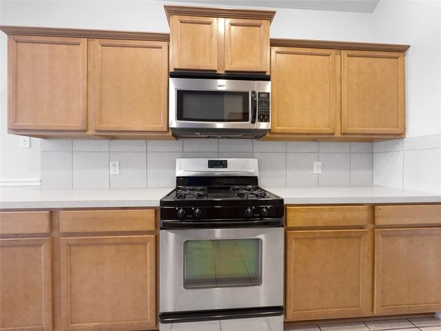 3416 Silvercrest Drive, Texas City, TX 77591