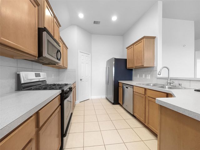 3416 Silvercrest Drive, Texas City, TX 77591