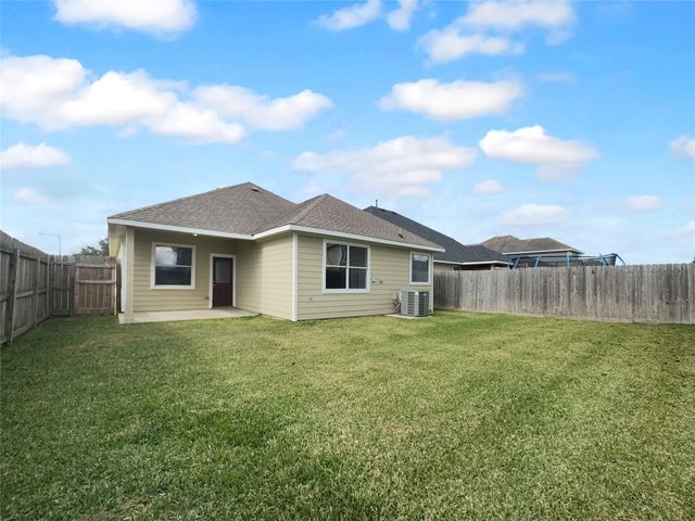 3416 Silvercrest Drive, Texas City, TX 77591