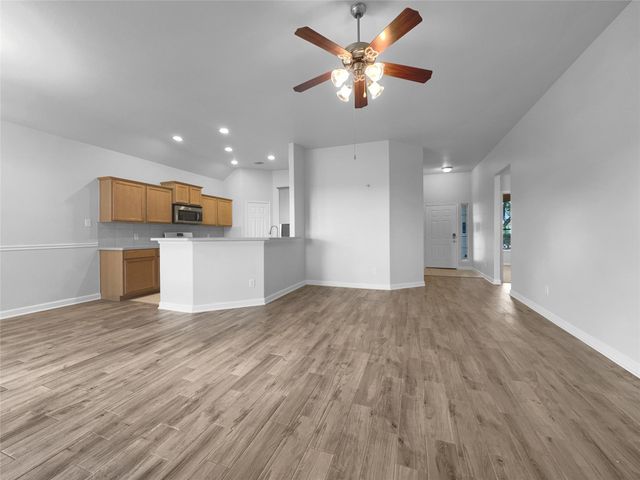 3416 Silvercrest Drive, Texas City, TX 77591