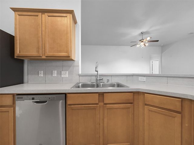 3416 Silvercrest Drive, Texas City, TX 77591