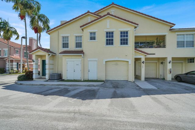 709 BELMONT Place 709, Boynton Beach, FL 33436