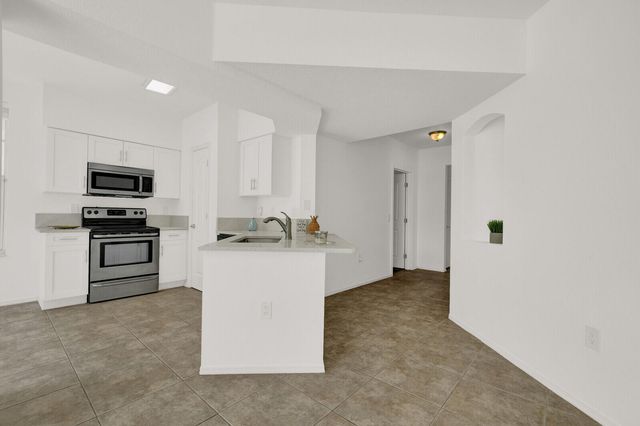 709 BELMONT Place 709, Boynton Beach, FL 33436