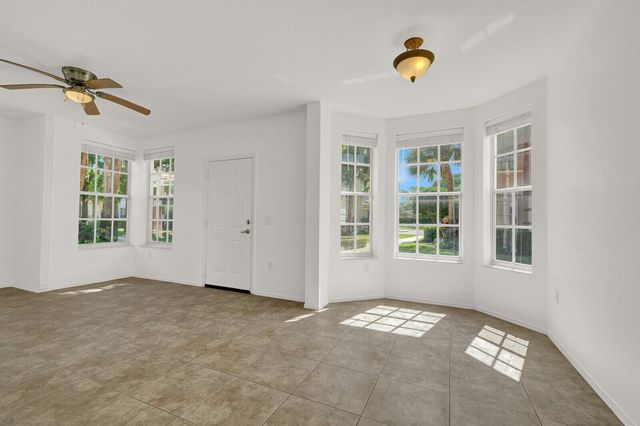 709 BELMONT Place 709, Boynton Beach, FL 33436