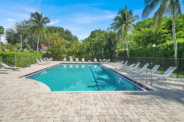 709 BELMONT Place 709, Boynton Beach, FL 33436