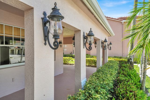 709 BELMONT Place 709, Boynton Beach, FL 33436