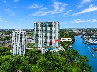 1861 NW S River Dr 1207, Miami, FL 33125