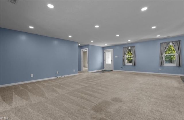 733 Woodstock RD, Virginia Beach, VA 23464