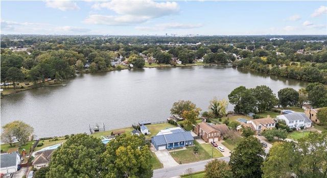 733 Woodstock RD, Virginia Beach, VA 23464