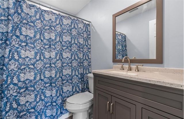 733 Woodstock RD, Virginia Beach, VA 23464