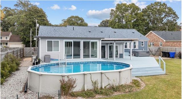 733 Woodstock RD, Virginia Beach, VA 23464