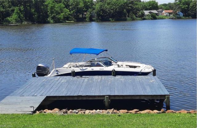 733 Woodstock RD, Virginia Beach, VA 23464