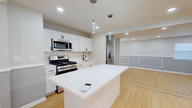 4252 W 21st Avenue, Gary, IN 46404