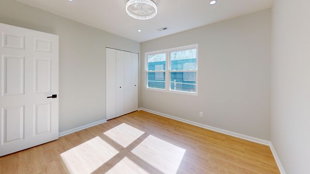 4252 W 21st Avenue, Gary, IN 46404