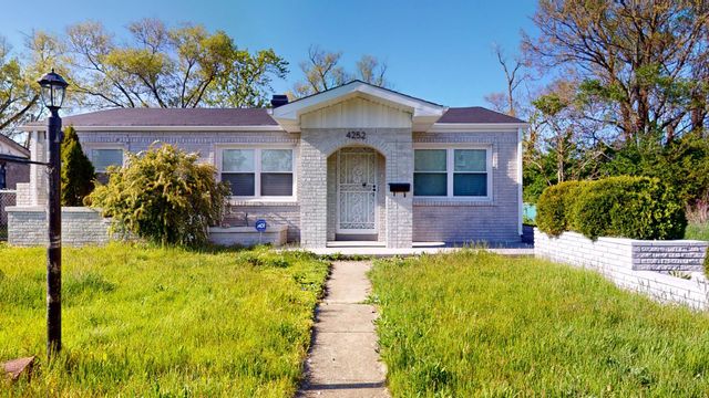 4252 W 21st Avenue, Gary, IN 46404