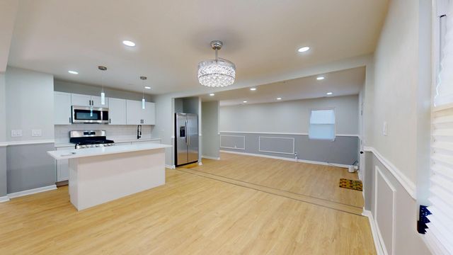 4252 W 21st Avenue, Gary, IN 46404