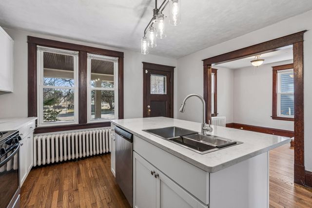 1529 Dale Street N, Saint Paul, MN 55117