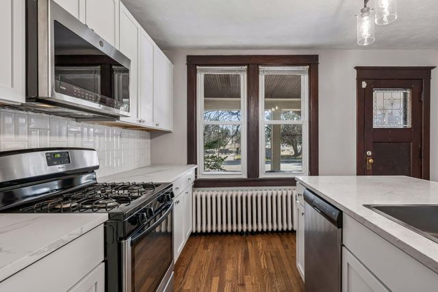 1529 Dale Street N, Saint Paul, MN 55117