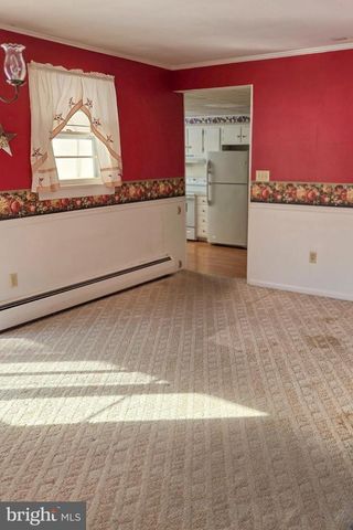 1980 LARCH AVE, East Petersburg, PA 17520