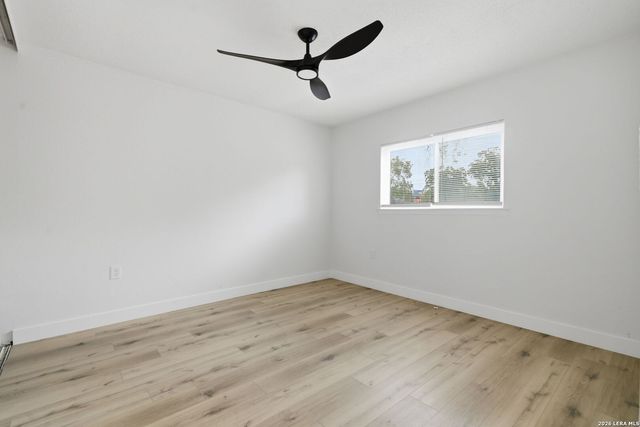 12819 Tarrytown St, San Antonio, TX 78233