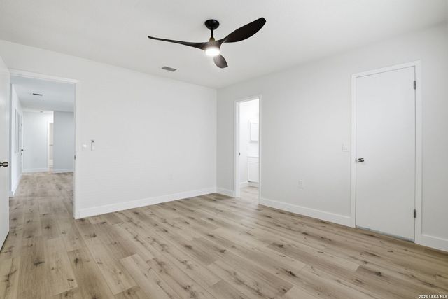 12819 Tarrytown St, San Antonio, TX 78233