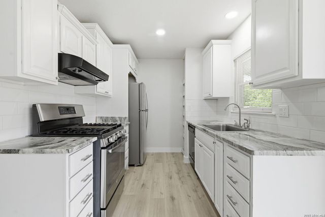 12819 Tarrytown St, San Antonio, TX 78233