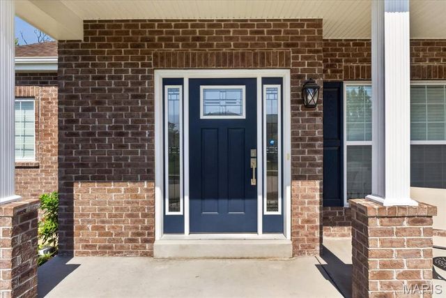 823 Silver Buck Lane, Chesterfield, MO 63005